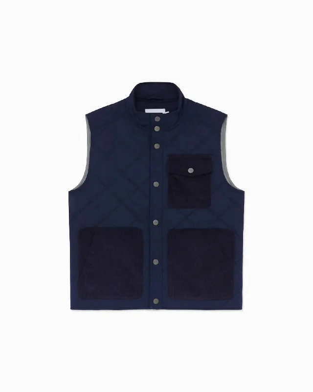 Men's Quilted Twill Vest In Deep Navy