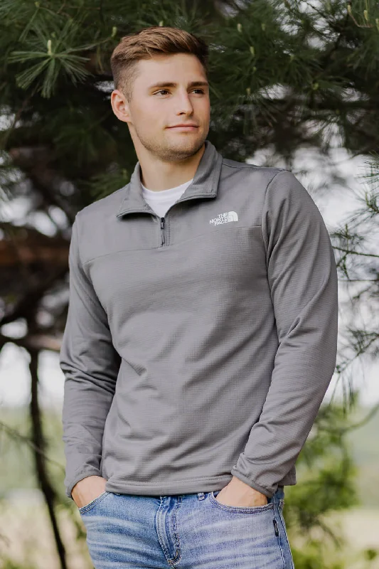 The North Face Cedar Trail Grid Fleece 1/4 Zip for Men in Grey | NF0A8AZE-0UZ-GRY